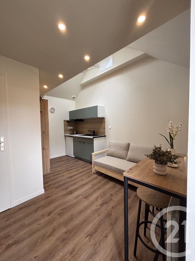 Appartement Studio &agrave; louer - 1 pi&egrave;ce - 16,49 m2 - Brionne - 27 - HAUTE-NORMANDIE