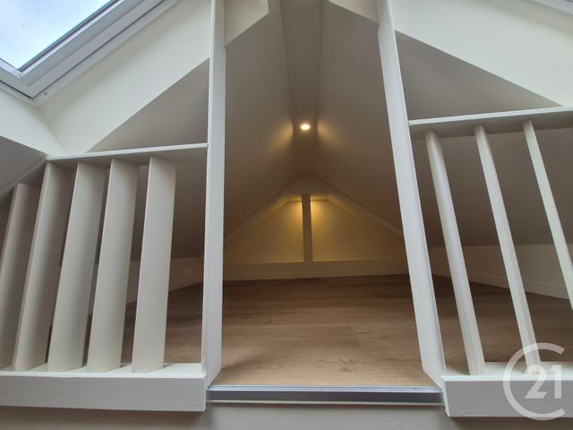 Appartement Studio &agrave; louer - 1 pi&egrave;ce - 16,49 m2 - Brionne - 27 - HAUTE-NORMANDIE