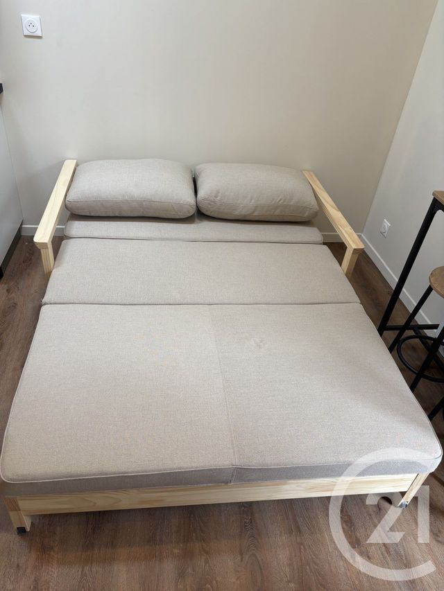 Appartement Studio &agrave; louer - 1 pi&egrave;ce - 16,49 m2 - Brionne - 27 - HAUTE-NORMANDIE