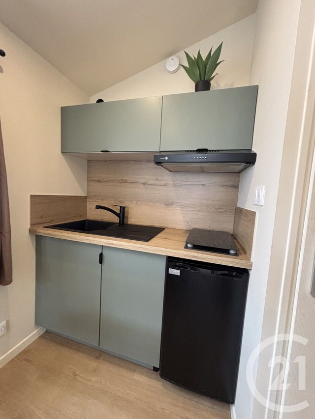 Appartement Studio &agrave; louer - 1 pi&egrave;ce - 15,48 m2 - Brionne - 27 - HAUTE-NORMANDIE