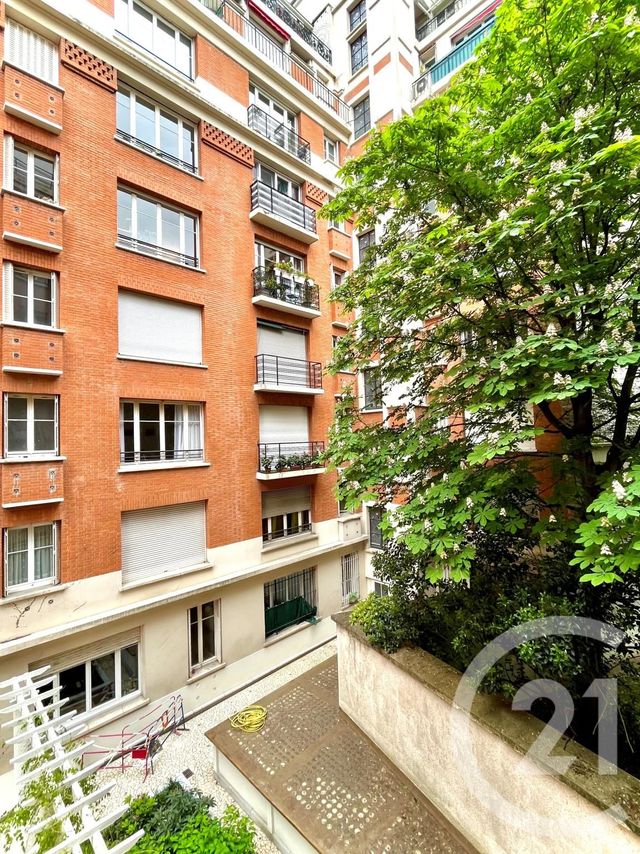 Appartement F2 à vendre - 2 pièces - 61,57 m2 - Paris - 75016 - ILE-DE-FRANCE