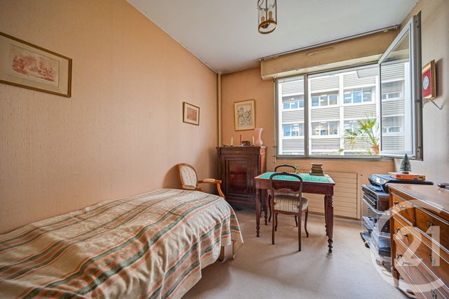 Appartement F4 à vendre - 4 pièces - 97 m2 - Paris - 75016 - ILE-DE-FRANCE