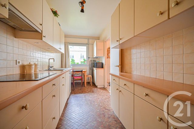 Appartement F4 à vendre - 4 pièces - 97 m2 - Paris - 75016 - ILE-DE-FRANCE