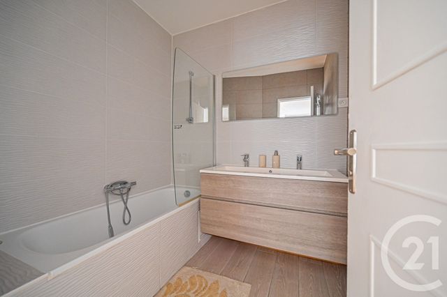 Appartement F3 à vendre - 3 pièces - 78,69 m2 - Paris - 75016 - ILE-DE-FRANCE