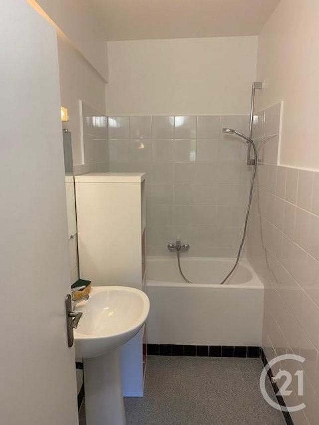 Appartement Studio &agrave; louer - 1 pi&egrave;ce - 18,65 m2 - Paris - 75016 - ILE-DE-FRANCE