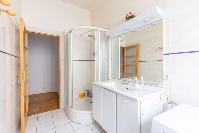 Appartement F2 &agrave; louer - 2 pi&egrave;ces - 57,01 m2 - Paris - 75016 - ILE-DE-FRANCE