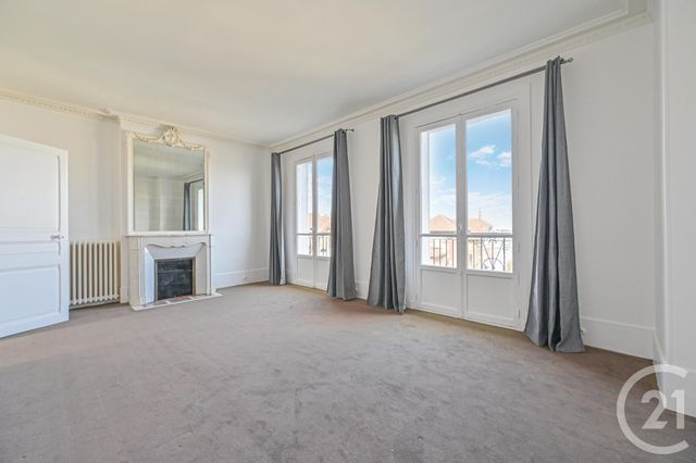 Maison &agrave; louer - 7 pi&egrave;ces - 155,77 m2 - St Cloud - 92 - ILE-DE-FRANCE