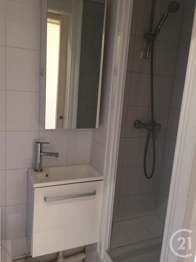 Appartement F1 &agrave; louer - 1 pi&egrave;ce - 13,14 m2 - Paris - 75016 - ILE-DE-FRANCE