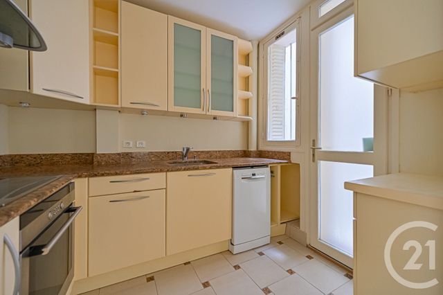 Appartement F4 &agrave; louer - 4 pi&egrave;ces - 81,80 m2 - Paris - 75016 - ILE-DE-FRANCE