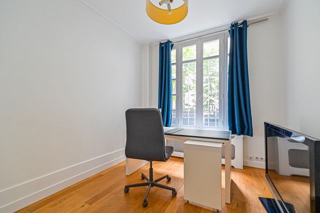 Maison &agrave; louer - 6 pi&egrave;ces - 179,44 m2 - Paris - 75016 - ILE-DE-FRANCE