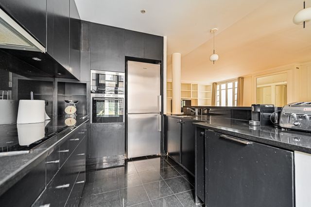 Maison &agrave; louer - 6 pi&egrave;ces - 179,44 m2 - Paris - 75016 - ILE-DE-FRANCE