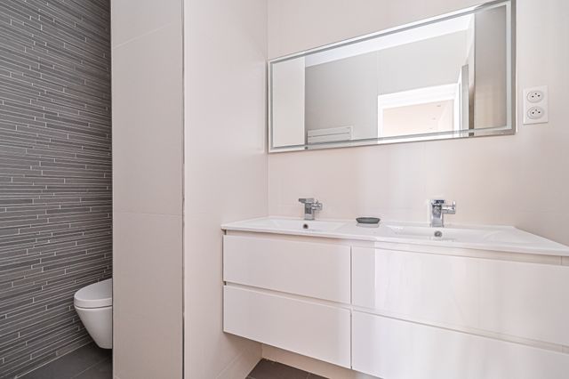 Maison &agrave; louer - 6 pi&egrave;ces - 179,44 m2 - Paris - 75016 - ILE-DE-FRANCE