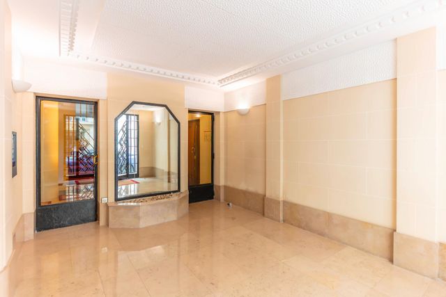 Appartement F5 &agrave; vendre - 5 pi&egrave;ces - 178,61 m2 - Paris - 75016 - ILE-DE-FRANCE