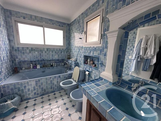 Maison à vendre - 6 pièces - 174 m2 - Vence - 06 - PROVENCE-ALPES-COTE-D-AZUR