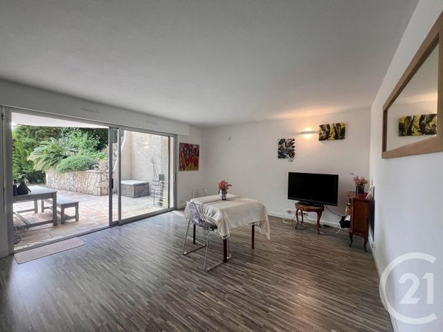 Appartement F3 &agrave; vendre - 3 pi&egrave;ces - 75,90 m2 - Vence - 06 - PROVENCE-ALPES-COTE-D-AZUR