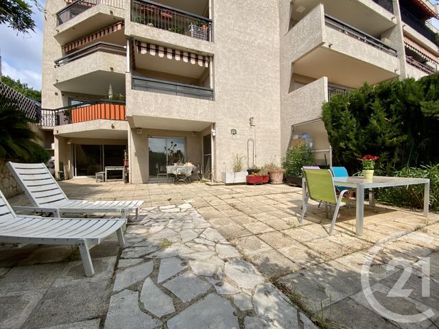 Appartement F3 &agrave; vendre - 3 pi&egrave;ces - 75,90 m2 - Vence - 06 - PROVENCE-ALPES-COTE-D-AZUR