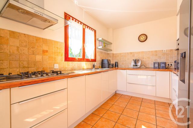 Maison à vendre - 5 pièces - 173,70 m2 - Vence - 06 - PROVENCE-ALPES-COTE-D-AZUR