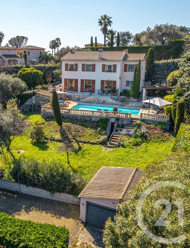 Maison à vendre - 5 pièces - 173,70 m2 - Vence - 06 - PROVENCE-ALPES-COTE-D-AZUR