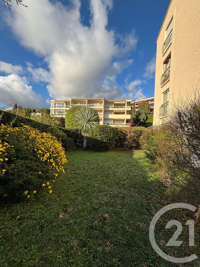 Appartement &agrave; vendre - 3 pi&egrave;ces - 72,77 m2 - Vence - 06 - PROVENCE-ALPES-COTE-D-AZUR