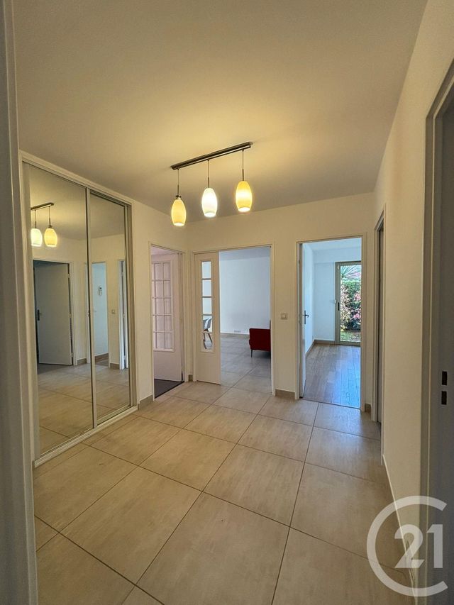 Appartement &agrave; vendre - 3 pi&egrave;ces - 72,77 m2 - Vence - 06 - PROVENCE-ALPES-COTE-D-AZUR
