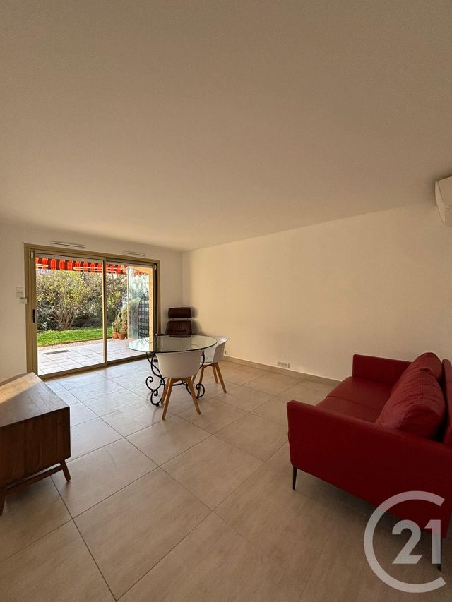 Appartement &agrave; vendre - 3 pi&egrave;ces - 72,77 m2 - Vence - 06 - PROVENCE-ALPES-COTE-D-AZUR