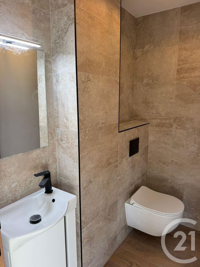 Appartement à vendre - 4 pièces - 72 m2 - Vence - 06 - PROVENCE-ALPES-COTE-D-AZUR