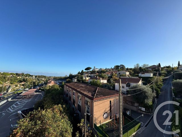 Appartement à vendre - 4 pièces - 72 m2 - Vence - 06 - PROVENCE-ALPES-COTE-D-AZUR