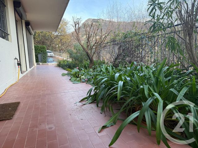 Appartement F3 &agrave; vendre - 3 pi&egrave;ces - 81,16 m2 - Vence - 06 - PROVENCE-ALPES-COTE-D-AZUR