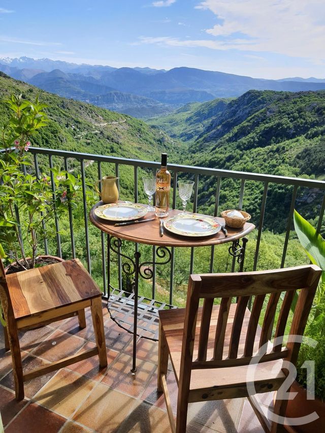 Maison &agrave; vendre - 4 pi&egrave;ces - 164 m2 - Bezaudun Les Alpes - 06 - PROVENCE-ALPES-COTE-D-AZUR