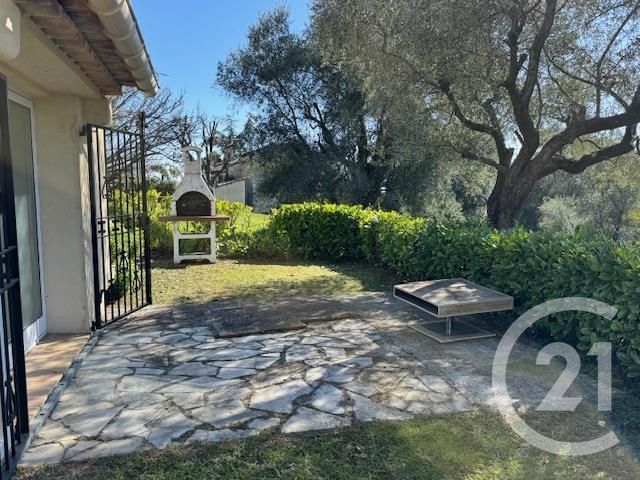 Appartement &agrave; louer - 3 pi&egrave;ces - 68,88 m2 - Vence - 06 - PROVENCE-ALPES-COTE-D-AZUR