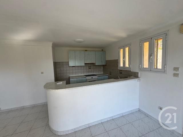 Appartement &agrave; louer - 3 pi&egrave;ces - 68,88 m2 - Vence - 06 - PROVENCE-ALPES-COTE-D-AZUR