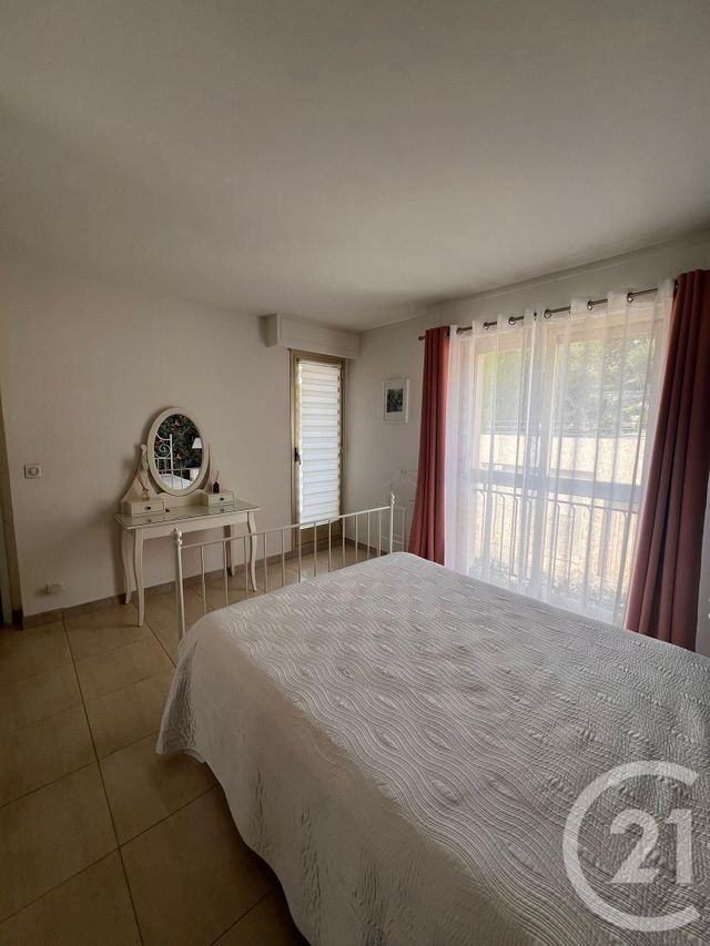 Appartement F2 &agrave; louer - 2 pi&egrave;ces - 59,95 m2 - Vence - 06 - PROVENCE-ALPES-COTE-D-AZUR