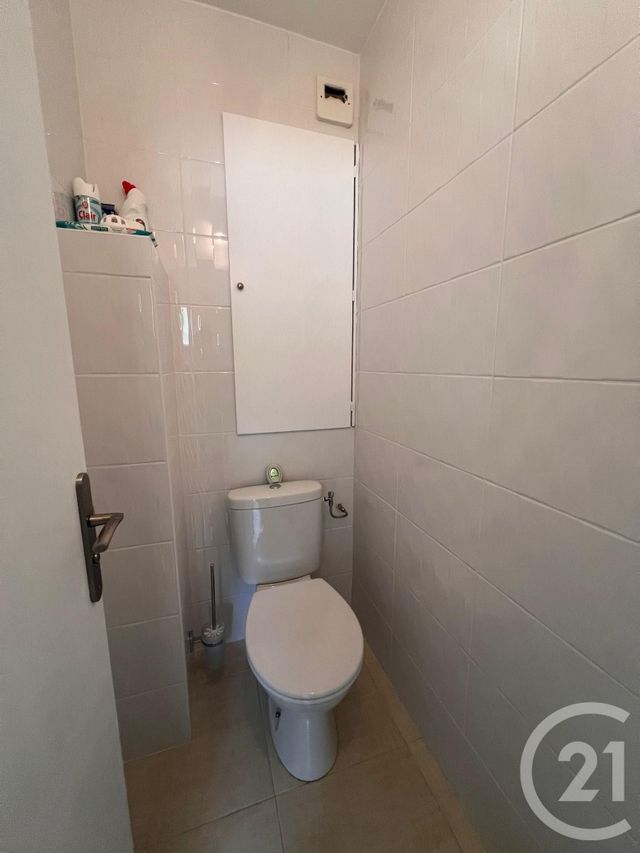 Appartement F2 &agrave; louer - 2 pi&egrave;ces - 59,95 m2 - Vence - 06 - PROVENCE-ALPES-COTE-D-AZUR