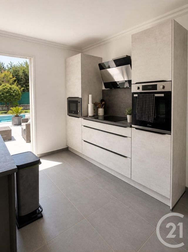 Maison &agrave; vendre - 4 pi&egrave;ces - 137,79 m2 - Vence - 06 - PROVENCE-ALPES-COTE-D-AZUR