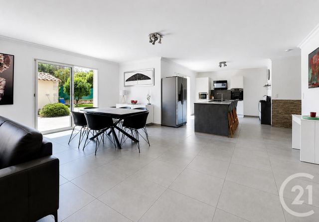 Maison &agrave; vendre - 4 pi&egrave;ces - 137,79 m2 - Vence - 06 - PROVENCE-ALPES-COTE-D-AZUR