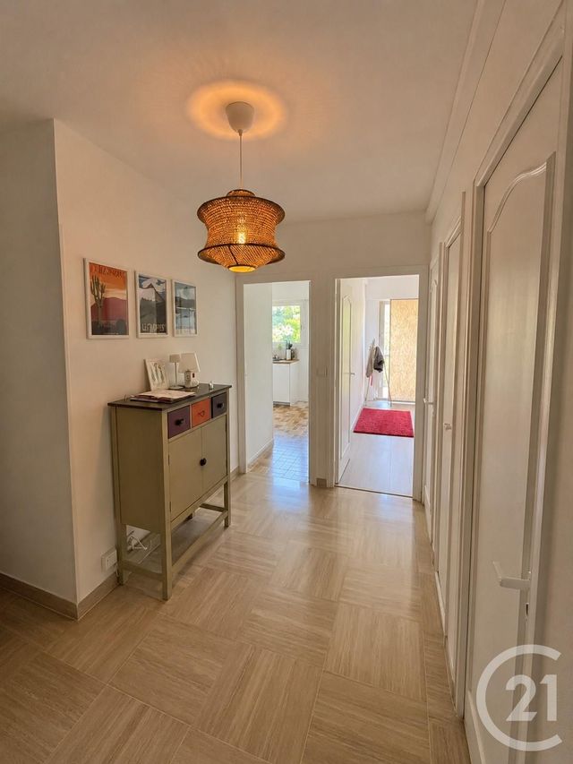 Appartement F2 &agrave; louer - 2 pi&egrave;ces - 54,60 m2 - Vence - 06 - PROVENCE-ALPES-COTE-D-AZUR