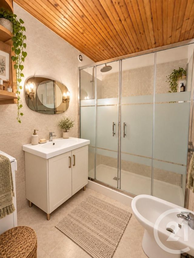 Appartement F5 &agrave; vendre - 5 pi&egrave;ces - 95,55 m2 - Carros - 06 - PROVENCE-ALPES-COTE-D-AZUR