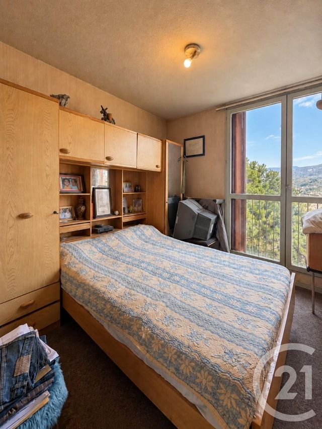 Appartement F5 &agrave; vendre - 5 pi&egrave;ces - 95,55 m2 - Carros - 06 - PROVENCE-ALPES-COTE-D-AZUR