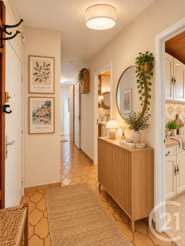 Appartement F5 &agrave; vendre - 5 pi&egrave;ces - 95,55 m2 - Carros - 06 - PROVENCE-ALPES-COTE-D-AZUR