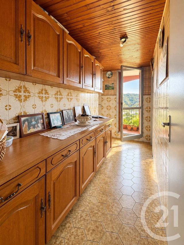 Appartement F5 &agrave; vendre - 5 pi&egrave;ces - 95,55 m2 - Carros - 06 - PROVENCE-ALPES-COTE-D-AZUR