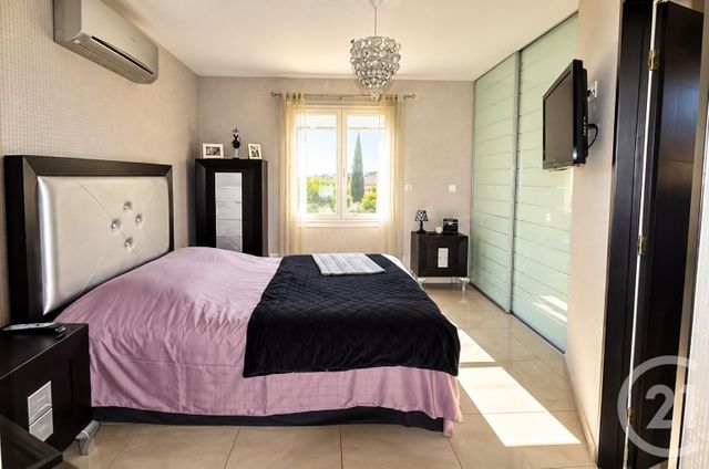 Maison &agrave; vendre - 6 pi&egrave;ces - 211,20 m2 - Villeneuve Loubet - 06 - PROVENCE-ALPES-COTE-D-AZUR