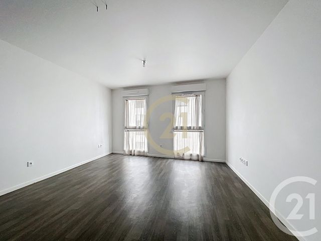 Appartement Studio &agrave; vendre - 1 pi&egrave;ce - 28,67 m2 - Jouy Le Moutier - 95 - ILE-DE-FRANCE