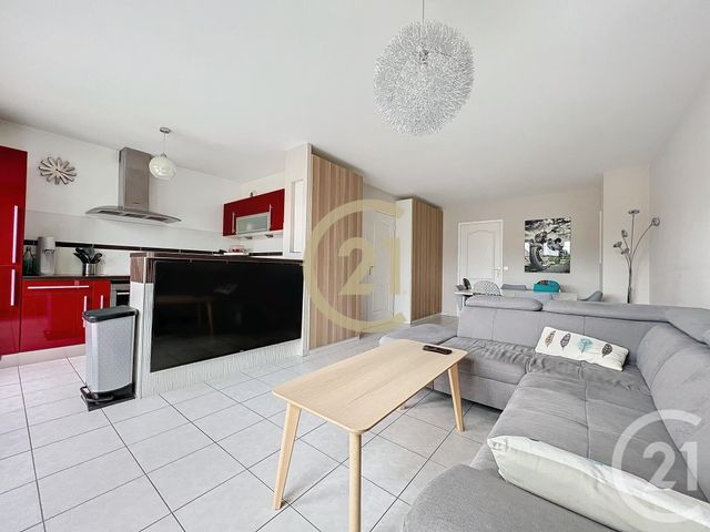 Appartement a louer vaureal - 5 pièce(s) - 95 m2 - Surfyn