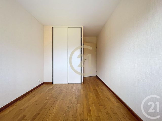 Appartement F2 à vendre - 2 pièces - 37,61 m2 - Jouy Le Moutier - 95 - ILE-DE-FRANCE