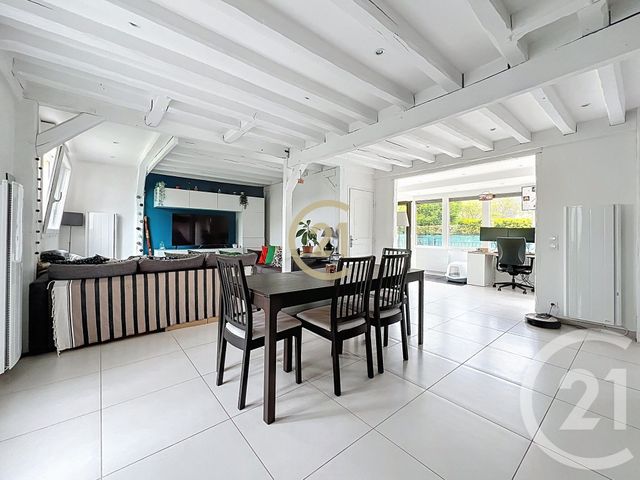 Maison à vendre - 6 pièces - 145 m2 - Neuville Sur Oise - 95 - ILE-DE-FRANCE
