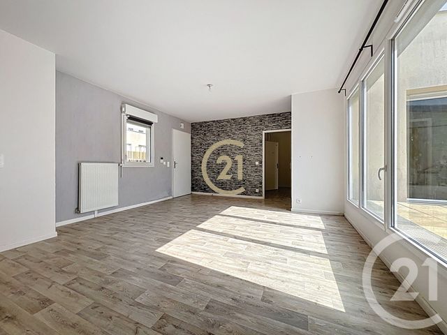 Appartement à vendre - 3 pièces - 64,50 m2 - Jouy Le Moutier - 95 - ILE-DE-FRANCE