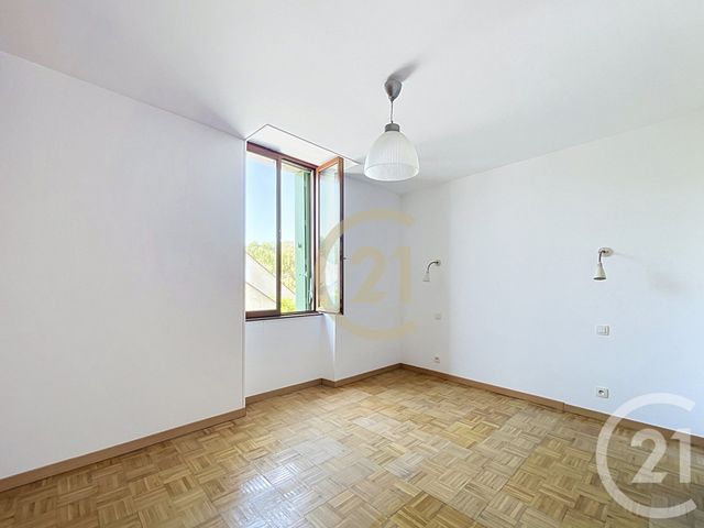 Appartement F4 &agrave; louer - 4 pi&egrave;ces - 72,86 m2 - Neuville Sur Oise - 95 - ILE-DE-FRANCE