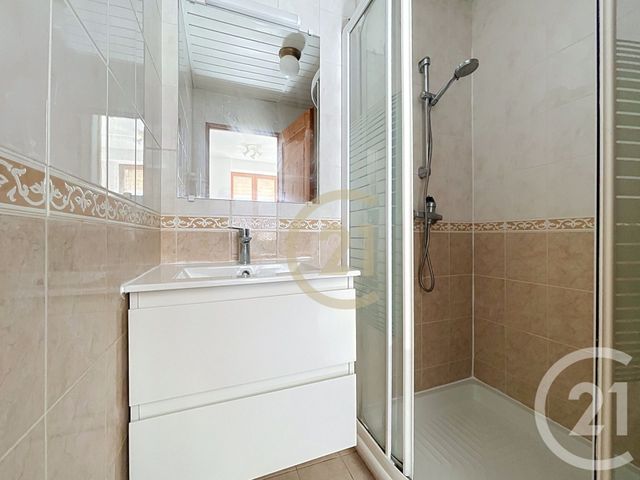 Appartement F2 &agrave; louer - 2 pi&egrave;ces - 32,64 m2 - Neuville Sur Oise - 95 - ILE-DE-FRANCE