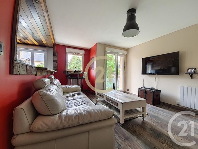 Appartement F3 &agrave; louer - 3 pi&egrave;ces - 54,27 m2 - Jouy Le Moutier - 95 - ILE-DE-FRANCE