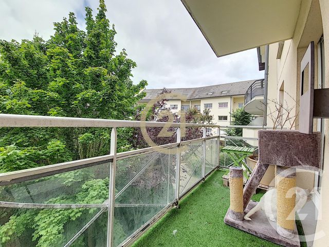 Appartement F3 &agrave; louer - 3 pi&egrave;ces - 54,27 m2 - Jouy Le Moutier - 95 - ILE-DE-FRANCE